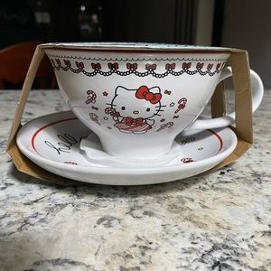 Hello Kitty tea cup and saucer ✨